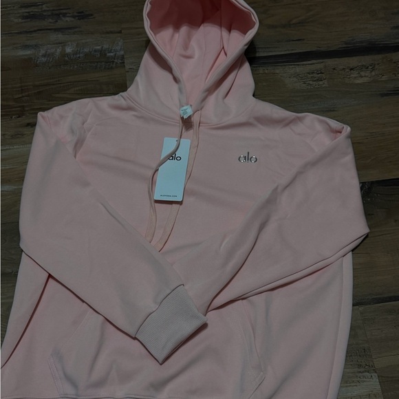 ALO Yoga Sweaters - ALO Yoga Women's Light Pink Sweatshirt